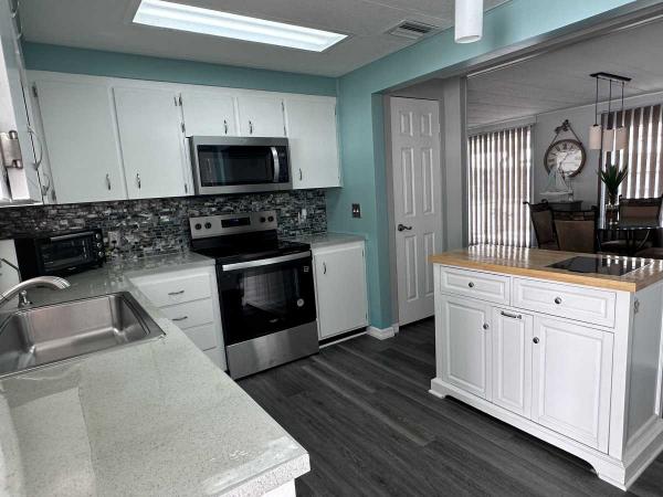 1980 WEST Mobile Home