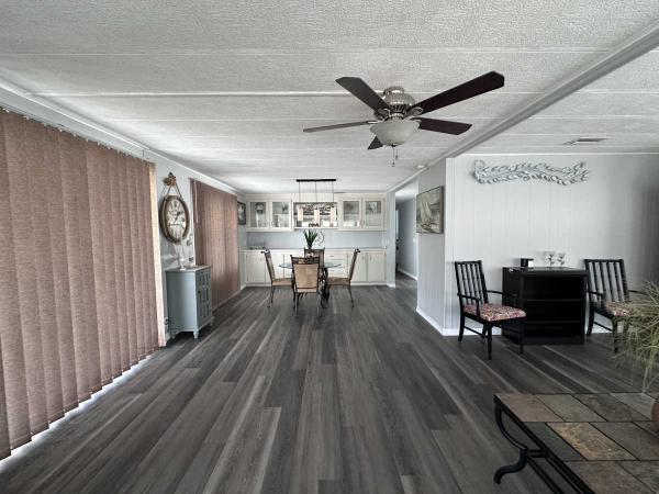 1980 WEST Mobile Home