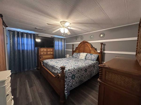 1980 WEST Mobile Home