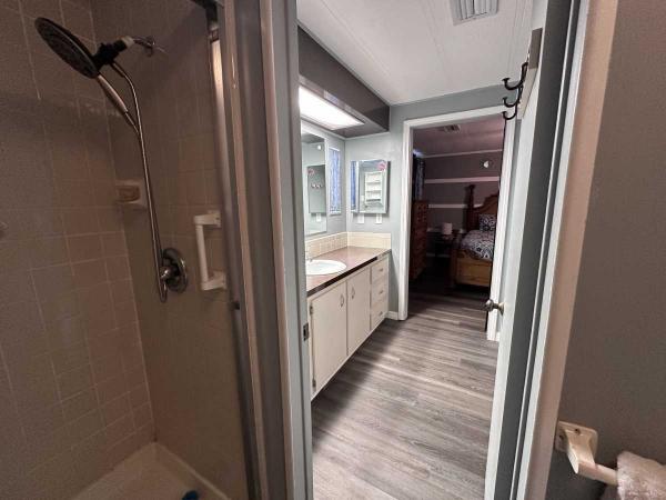 1980 WEST Mobile Home