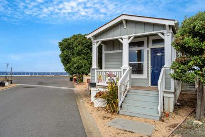 Mobile Home at 576 5th Avenue Pacifica, CA 94044