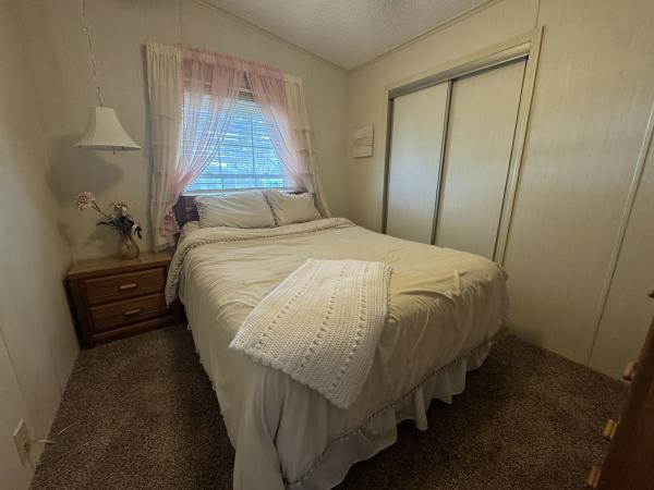 1990 FUQU FX233-426 Mobile Home