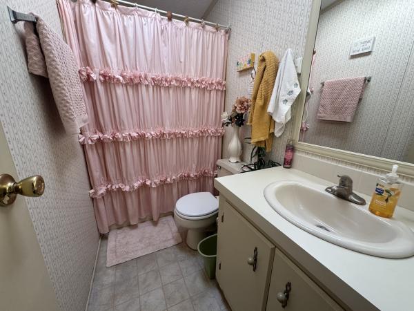 1990 FUQU FX233-426 Mobile Home