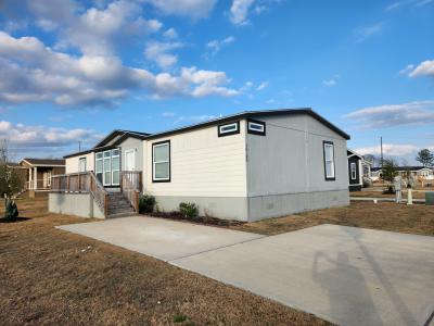 Mobile Home at 10103 Kateri Ct Conroe, TX 77303