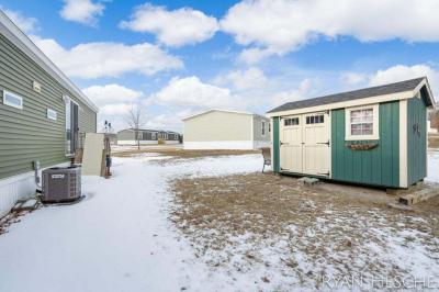 Photo 4 of 27 of home located at 1133 Yeomans St Lot 193 Ionia, MI 48846