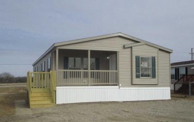 Mobile Home at 4951 Abrams Dr Muscatine, IA 52761