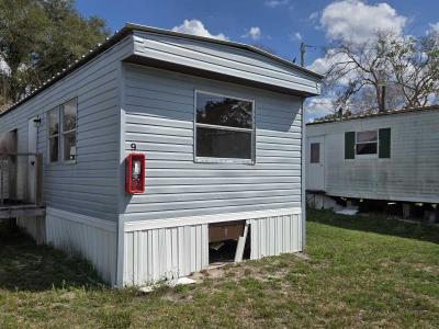 Mobile Home at 10730 Skewlee Road, Site 9 Thonotosassa, FL 33592