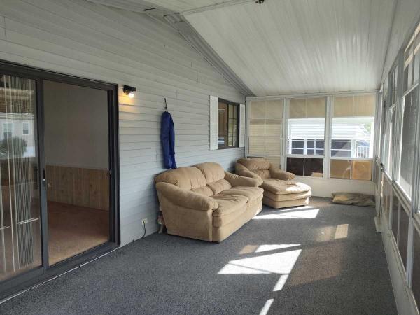 1988 Manufactured Home