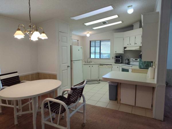 1988 Manufactured Home