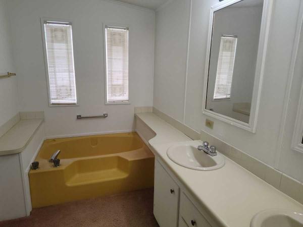 1988 Manufactured Home