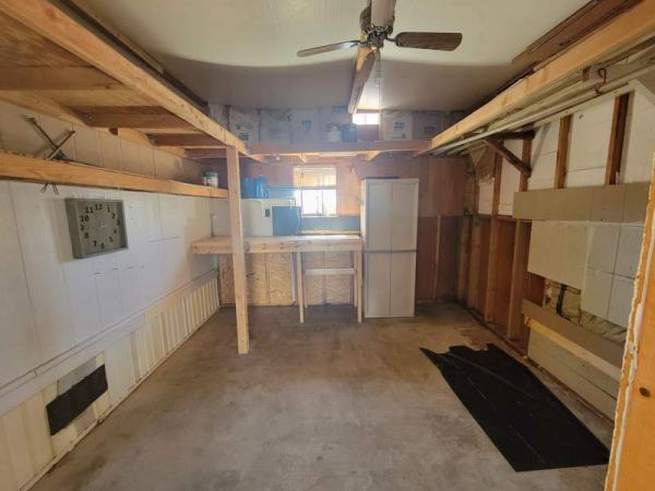 1987 Cavco Manufactured Home