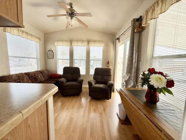 2010 Champion Manufactured Home