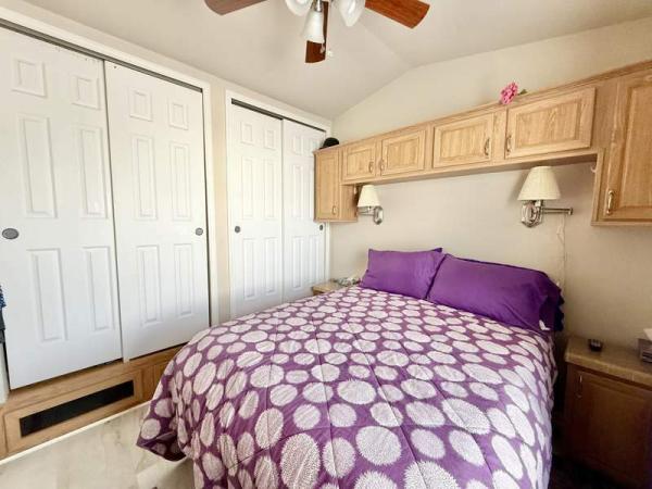2010 Champion Manufactured Home