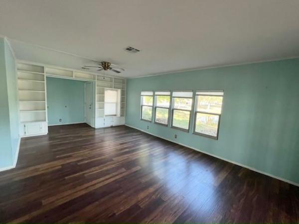 1984 ISLA Manufactured Home