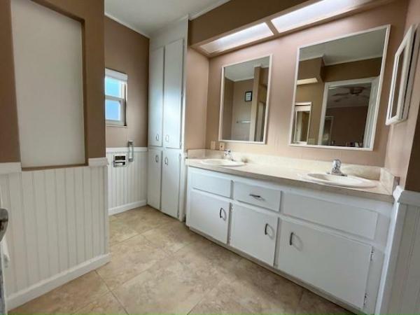 1984 ISLA Manufactured Home