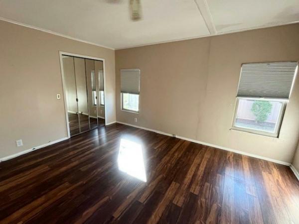 1984 ISLA Manufactured Home