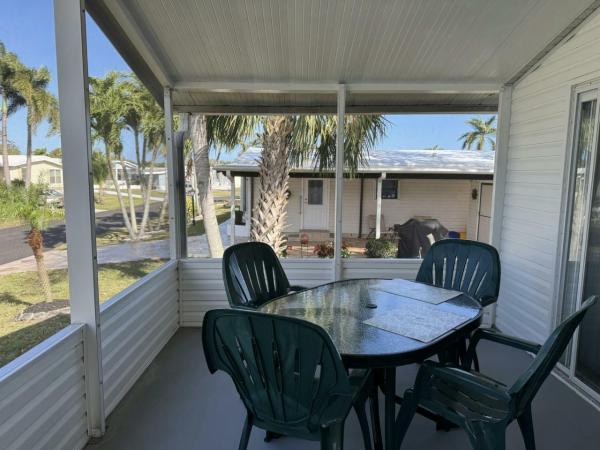 2000 Skyline Manufactured Home