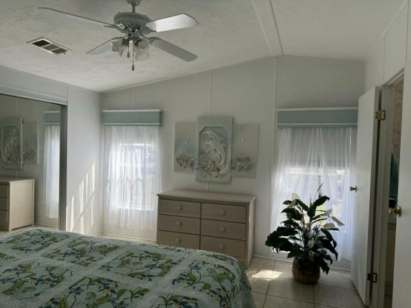 2000 Skyline Manufactured Home