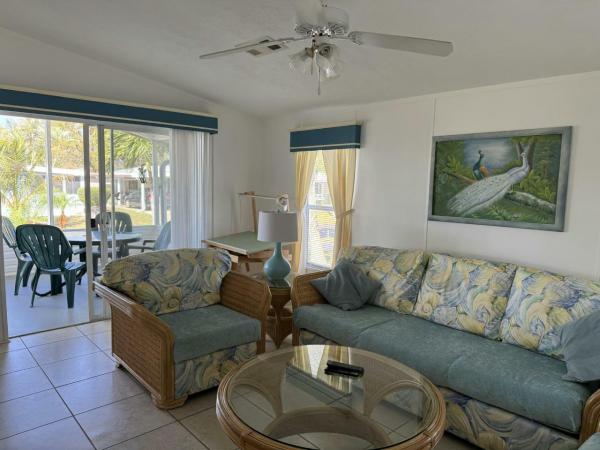 2000 Skyline Manufactured Home
