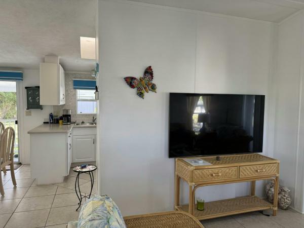 2000 Skyline Manufactured Home