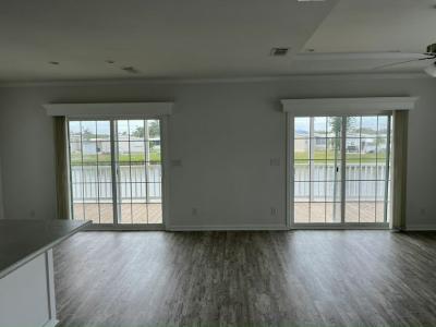 Photo 4 of 20 of home located at 3805 Vine Trail (Site 0015) Ellenton, FL 34222