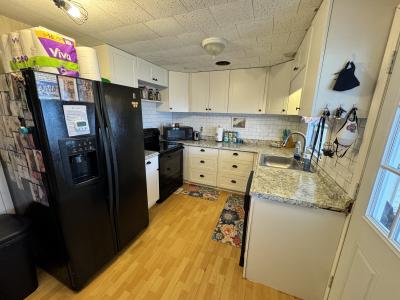Photo 5 of 10 of home located at 66195 Stratford Rd. Pinellas Park, FL 33782