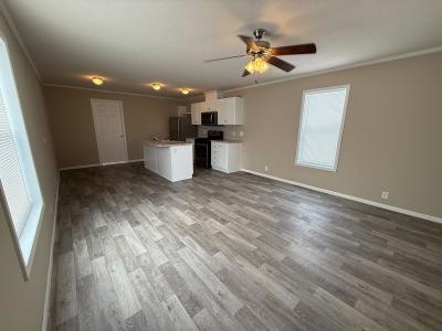 Photo 2 of 28 of home located at 11985 Springbrook Court #8 Romeo, MI 48065