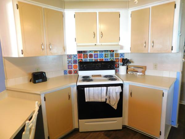 1985 CORO  Home