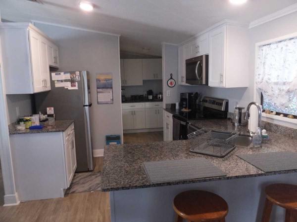 1986 Redman Manufactured Home