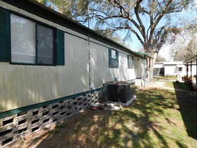 Photo 5 of 30 of home located at 38336 Shining Oak Blvd. Zephyrhills, FL 33541