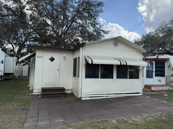 Photo 1 of 2 of home located at 34408 Sr 54 Zephyrhills, FL 33543