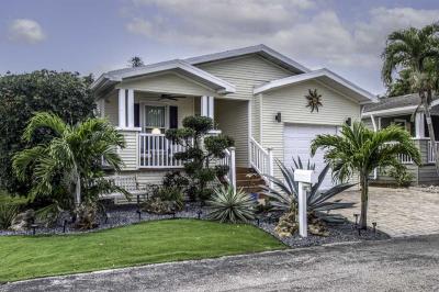 Photo 2 of 27 of home located at 6412 NW 28th Street Margate, FL 33063