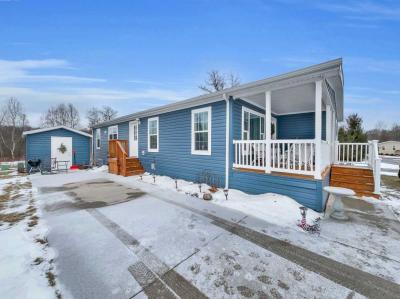 Mobile Home at 3725 Emerald Park Dr Milford, MI 48380