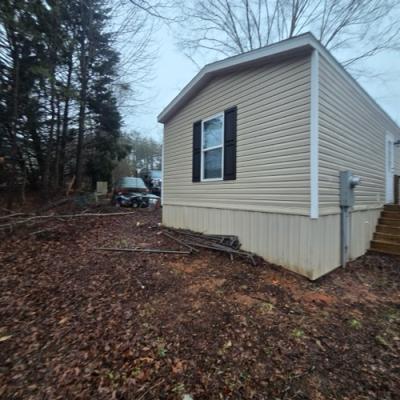 Photo 4 of 16 of home located at 75A Jubilee Church Rd Taylors, SC 29687