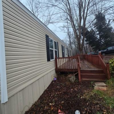 Photo 2 of 16 of home located at 75A Jubilee Church Rd Taylors, SC 29687