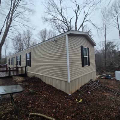 Photo 3 of 16 of home located at 75A Jubilee Church Rd Taylors, SC 29687