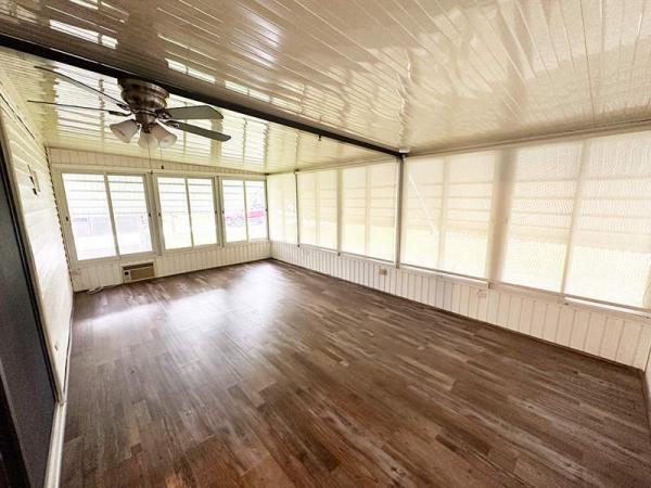 1989 Jefferson Manufactured Home