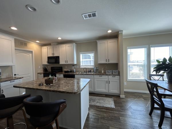 2021 Clayton Mobile Home