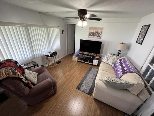 1972 TOWN  Home
