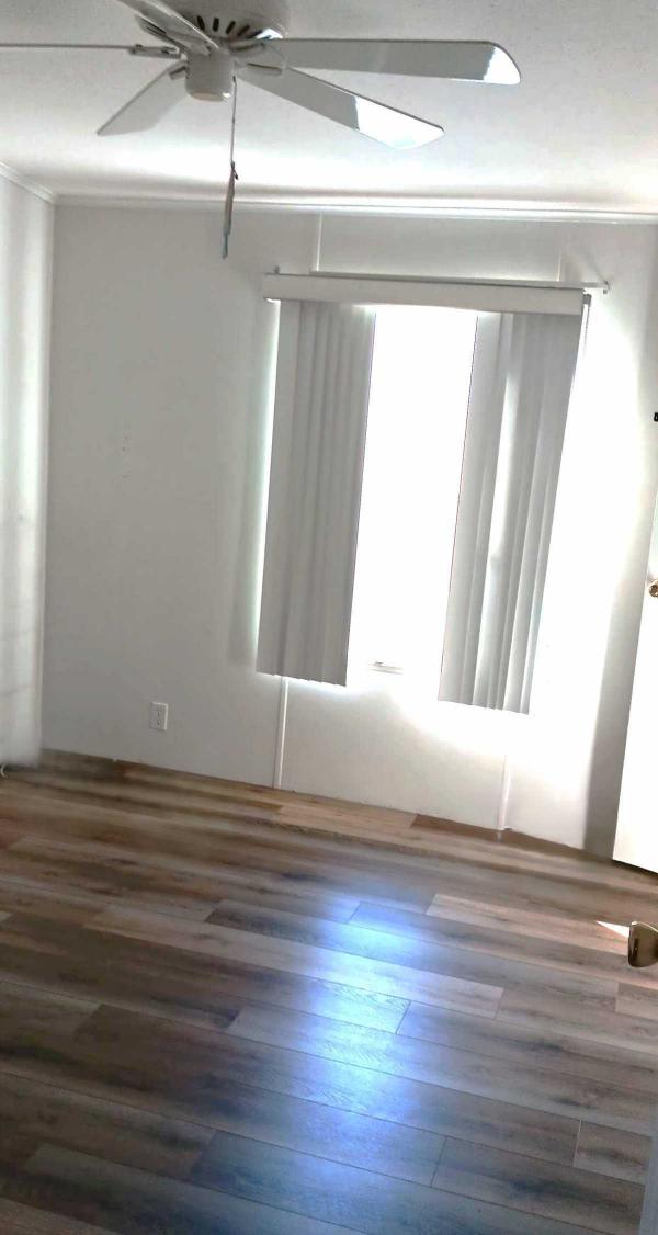 1999 Palm Harbor Mobile Home
