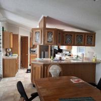 1998 Skyline Manufactured Home