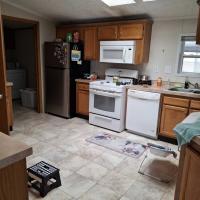 1998 Skyline Manufactured Home
