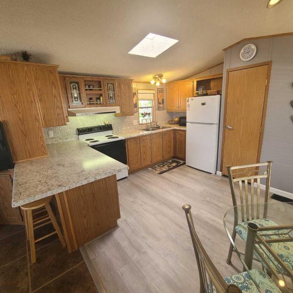 1995 Cavco Manufactured Home