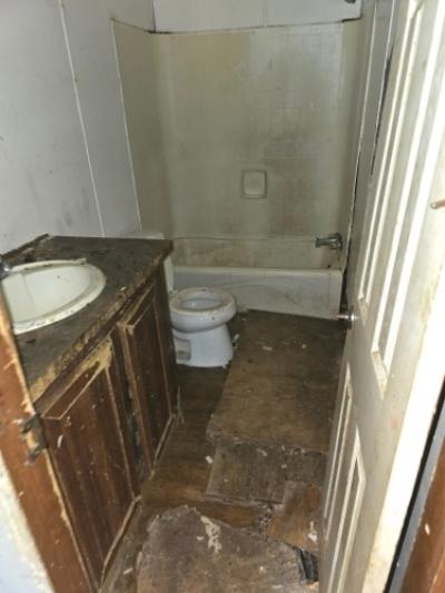 Photo 1 of 17 of home located at 68 Collins Spencer R Collins, MS 39428
