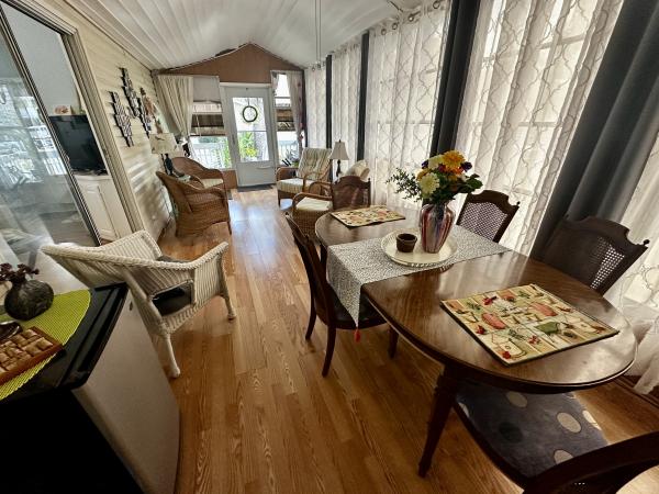 1991 Fleetwood NA Mobile Home