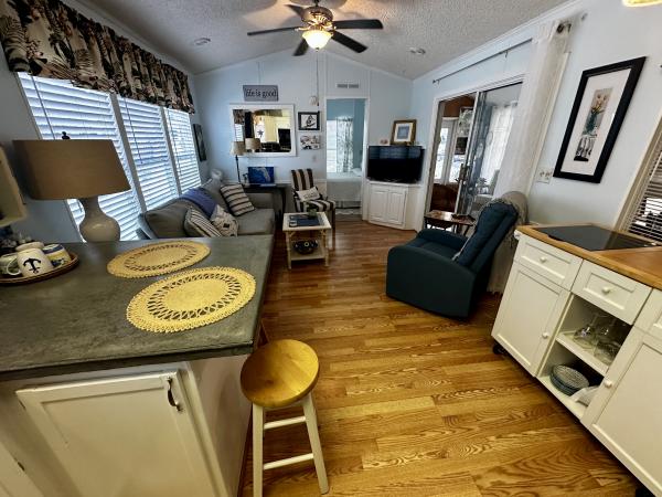 1991 Fleetwood NA Mobile Home