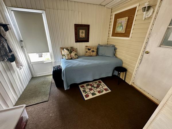 1991 Fleetwood NA Mobile Home