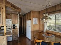 1985 Skyline Manufactured Home
