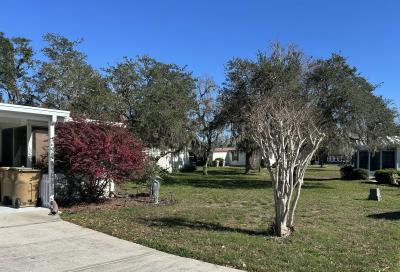 Photo 3 of 17 of home located at 2262 Susquehanna Circle Grand Island, FL 32735