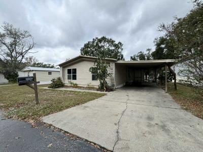 Photo 2 of 3 of home located at 11522 Canterbury Drive, 61 Seffner, FL 33584